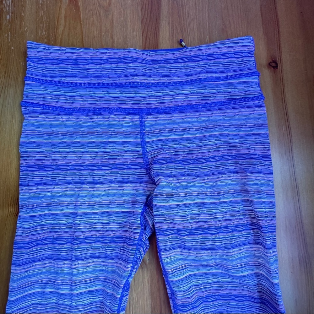 Lululemon capris - Picture 3 of 14